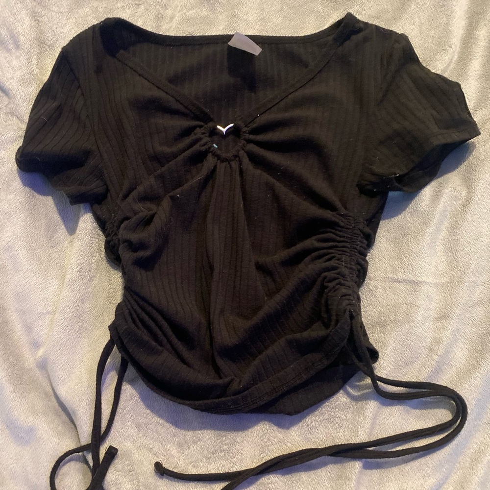 No Boundaries Black Ruched Crop Top w heart